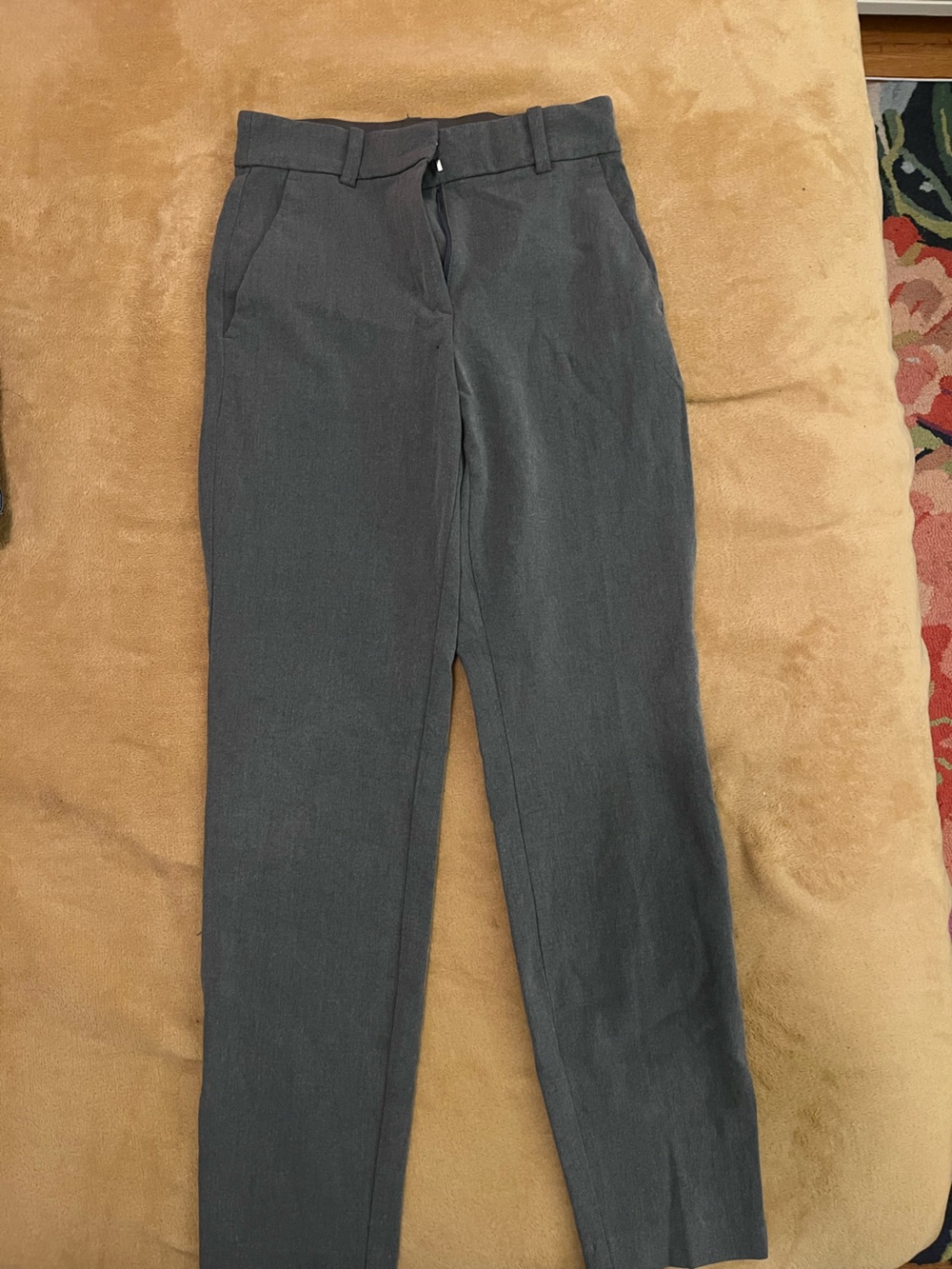 H&M Men's Charcoal Gray Tailored Jogger-Style Trousers